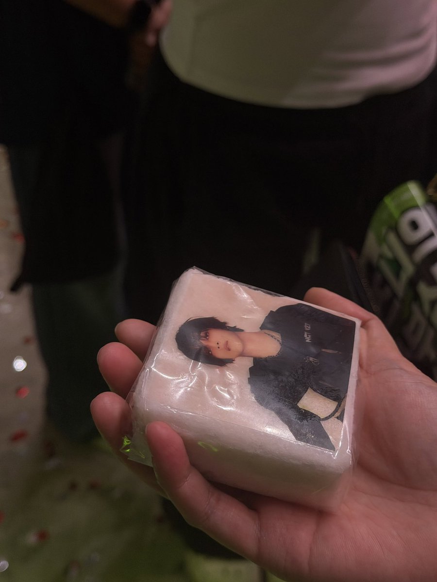 urfavvleehaenie's tweet photo. rice cake มีคนได้จริงๆนะ55555555555555555555555 นสจโยนให้อะ https://t.co/FlPLk9QWRC