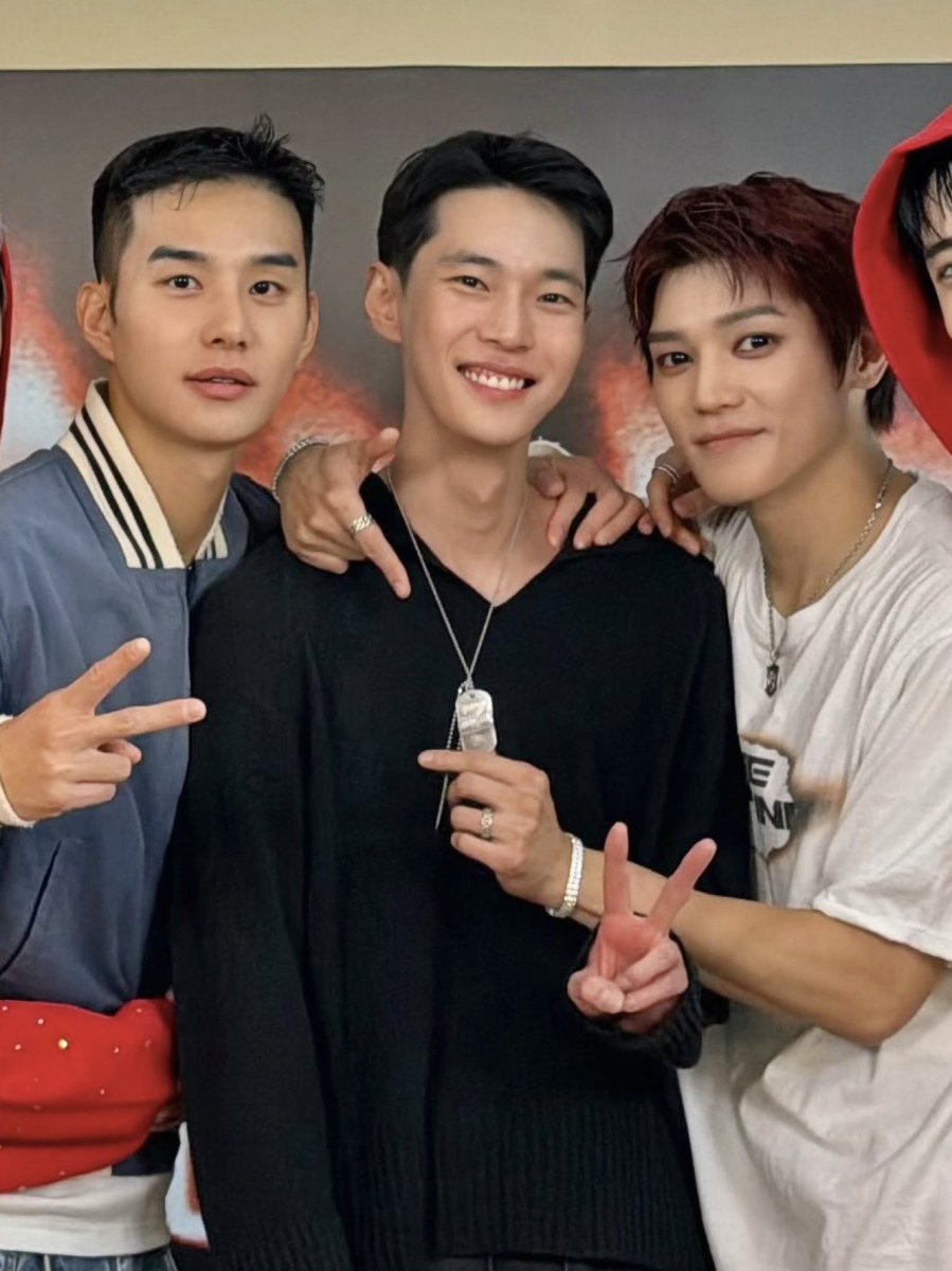 do0liking's tweet photo. . . . ♥︎ https://t.co/vQJDOknCZ9