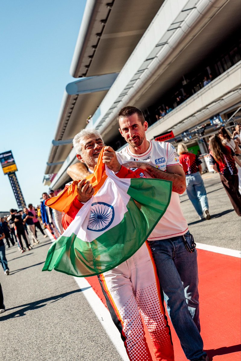 DoneChannel1's tweet photo. A proud moment for the nation! 🏆🇮🇳
Making India proud on the global stage! 🔥🙌

#India #ProudMoment #AKRacing #AjithKumar @Akracingoffl https://t.co/75FgBiVT0y