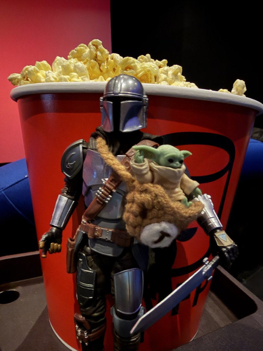 Mini573513521's tweet photo. プロの帰宅部員マットデイモンがまた頑張ってお家に帰る映画を見に行きました。とても良かった。ギリシャ神話の知識が乏しくて名前が難しかった。カリプソだけなんか現代っぽすぎて免税店のポスターみたいだったけど。ちいかわ映画のせいで軽々しくされてるけどちゃんと重厚なスカッとジャパンでした。 https://t.co/MN12DhutJ5