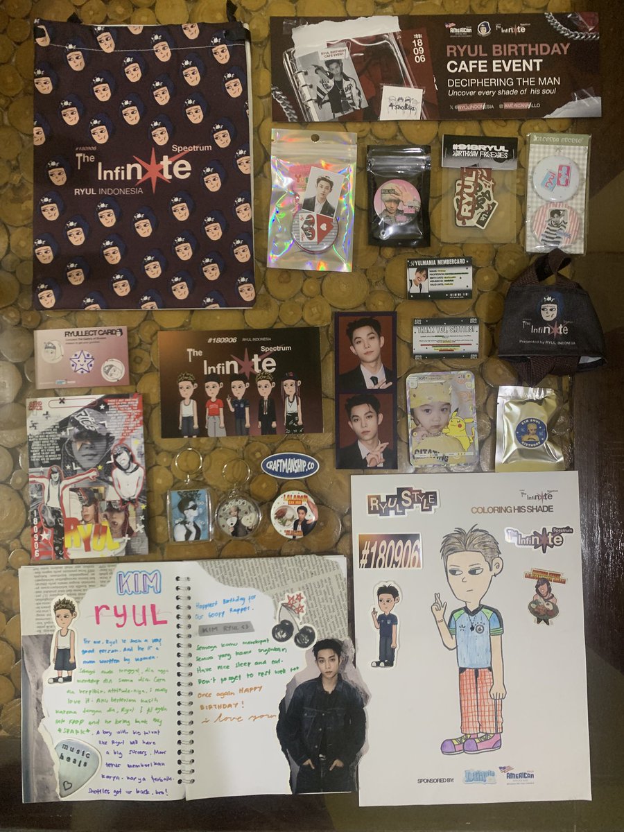 blueberyul's tweet photo. my first kpop event anjay, kpop an dari 2017 baru lngshot dan kim ryul doang nih yg bikin aku join birthday project🖤

colek @RYULINDONESIA @LngshotMalang timaaciw! * dan freebies nya jg makasiih qq qq yg dateng tadi🫶🏻 https://t.co/hiH4DcGZUd