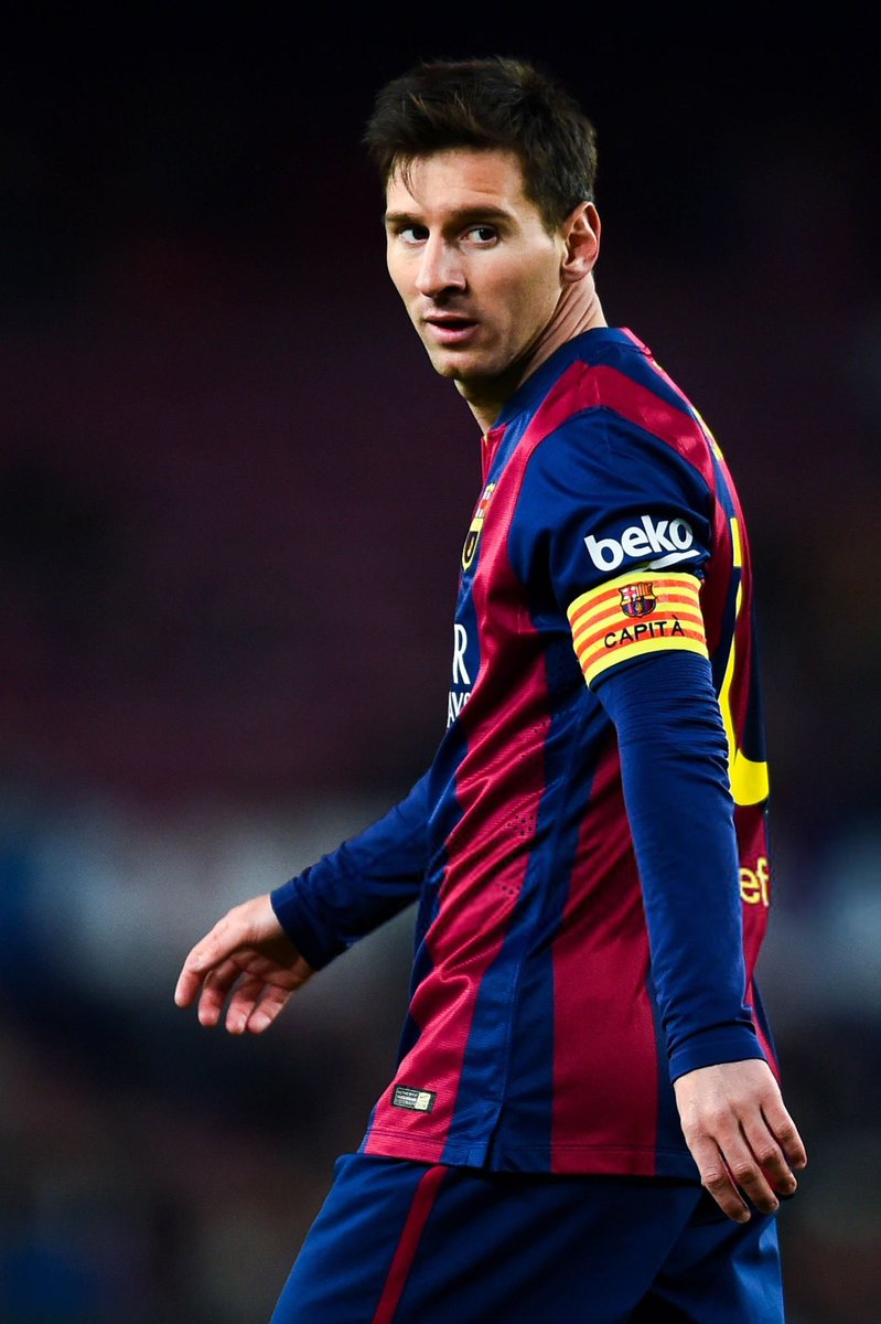ActuFoot_'s tweet photo. 🚨🚨 LES JOUEURS LES PLUS DÉCISIFS APRÈS LES 8 PREMIÈRES JOURNÉES D’UNE SAISON AU BARÇA 👇 :

🥇 Lionel MESSI 🇦🇷 2011/2012 - 18 G/A ⚽️🎯
🥈 RAPHINHA 🇧🇷 2026/2027 — 17 G/A ⚽️🎯
🥉 Lamine YAMAL 🇪🇸 2026/2027 — 14 G/A ⚽️🎯

4️⃣ Lionel MESSI 🇦🇷 2014/2015 — 13 G/A
5️⃣ Lionel MESSI 🇦🇷 2016/2017 — 13 G/A
6️⃣ Lionel MESSI 🇦🇷 2013/2014 — 13 G/A
7️⃣ Lionel MESSI 🇦🇷 2017/2018 — 13 G/A
8️⃣ Lionel MESSI 🇦🇷 2018/2019 — 12 G/A
9️⃣ Lionel MESSI 🇦🇷 2009/2010 — 12 G/A
🔟 Lionel MESSI 🇦🇷 2012/2013 — 11 G/A
1️⃣1️⃣ Lionel MESSI 🇦🇷 2019/2020 — 10 G/A
1️⃣2️⃣ Lionel MESSI 🇦🇷 2010/2011 — 10 G/A

📊 via @ThePopFoot