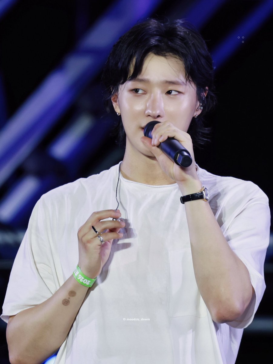 moodzic_dnwm's tweet photo. 260919 ATA

#WOODZ #우즈 #조승연 https://t.co/NZuRGUuECl