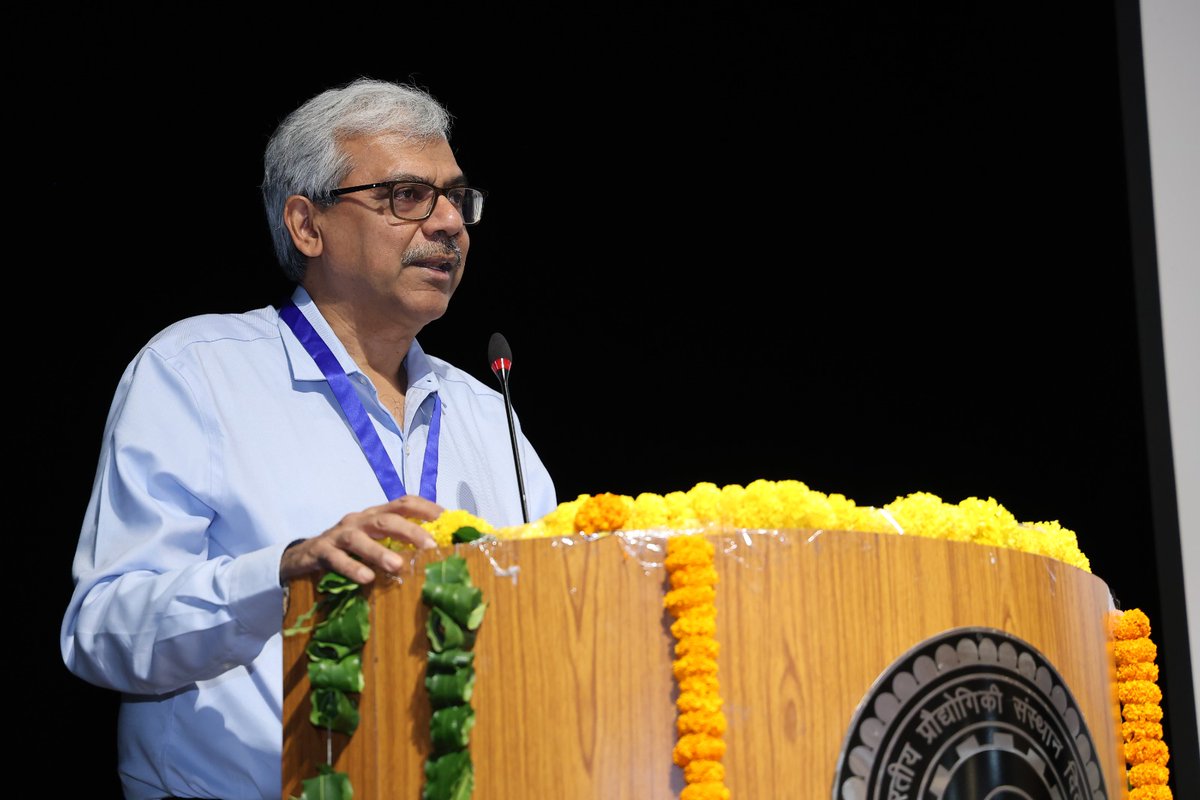 ICMRDELHI's tweet photo. 🤝 ICMR’s commitment as a “#Mitra” for innovators was reinforced by Dr. Rajiv Bahl, Secretary DHR &amp; DG ICMR. 
MIPPP’s Patent Mitra &amp; MedTech Mitra further support innovators across the journey—from innovation &amp; validation to commercialisation. 🌍🏥 https://t.co/EkGvJCpq9Z