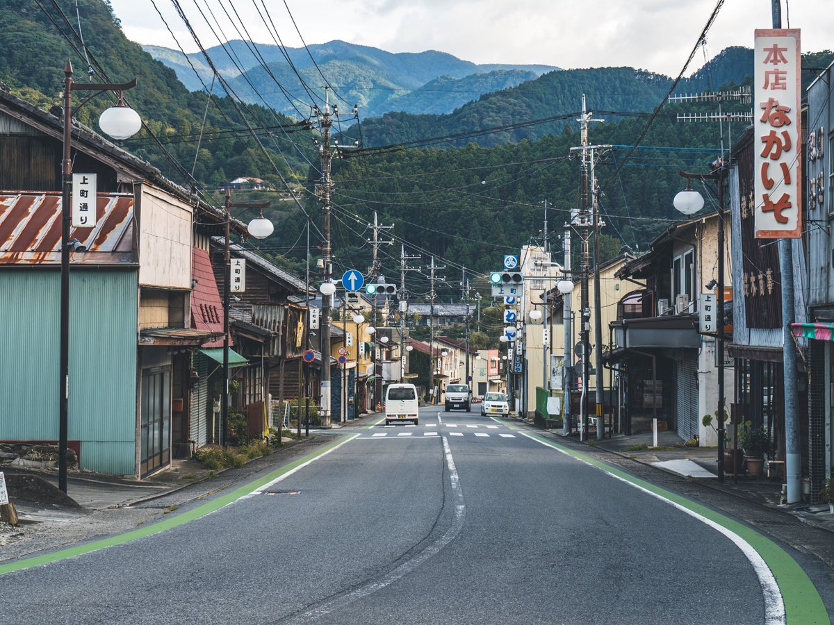 folkles's tweet photo. 下仁田で昭和感あふれる街並みを堪能した。
#マイクロフォーサーズ　#OLYMPUS　#風景写真　#下仁田町　#風景写真　#下仁田駅　#商店街 https://t.co/f8W5TCRSgL