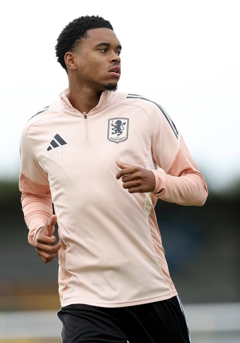 Angolaballers's tweet photo. Defesa 2/3
Josemar Sicuba (20) - Vitoriaa SC B 🇵🇹 
Luís Caica Eusébio (21) - Beleneneses 🇵🇹
Afonso pinto (22) - Beleneneses 🇵🇹
Euri Car (22) - Lú’s Evora 🇵🇹
Nuno Correia (20) - Farense Sub 23 🇵🇹
Lino sousa (Aston Villa u21) 21 🏴󠁧󠁢󠁥󠁮󠁧󠁿
Quilma (20) - UD Leiria sub 23 🇵🇹 https://t.co/0AWdU8oWaA