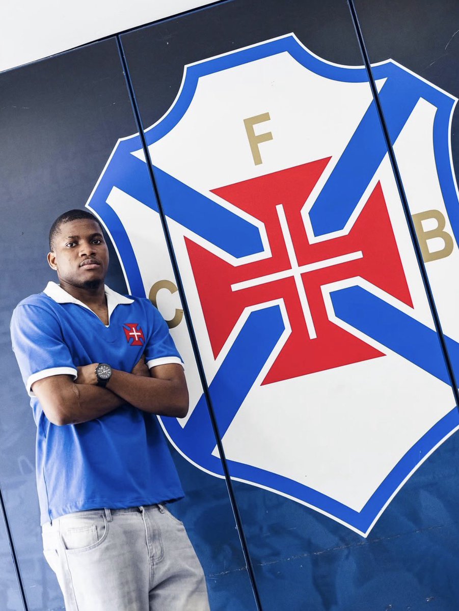 Angolaballers's tweet photo. Defesa 2/3
Josemar Sicuba (20) - Vitoriaa SC B 🇵🇹 
Luís Caica Eusébio (21) - Beleneneses 🇵🇹
Afonso pinto (22) - Beleneneses 🇵🇹
Euri Car (22) - Lú’s Evora 🇵🇹
Nuno Correia (20) - Farense Sub 23 🇵🇹
Lino sousa (Aston Villa u21) 21 🏴󠁧󠁢󠁥󠁮󠁧󠁿
Quilma (20) - UD Leiria sub 23 🇵🇹 https://t.co/0AWdU8oWaA