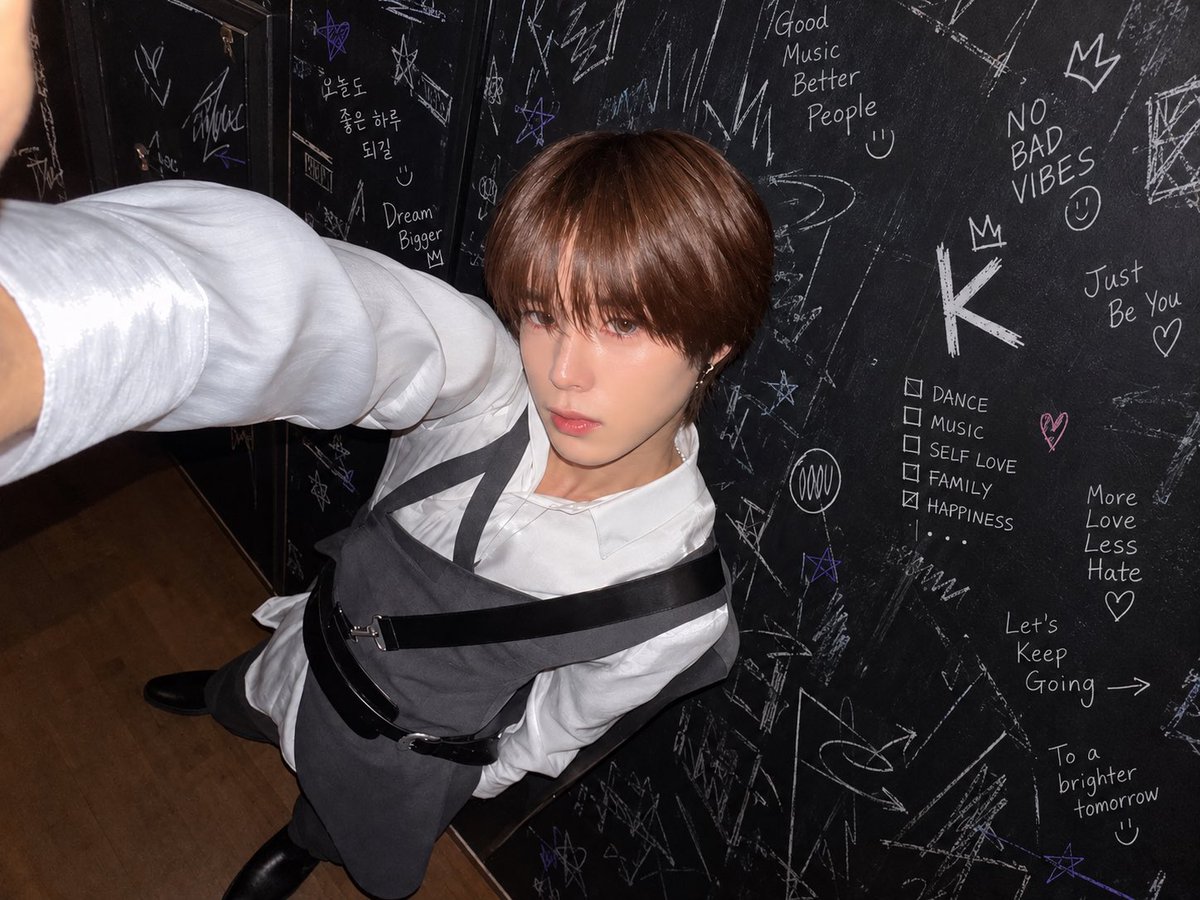 kittenshowstage's tweet photo. モザイクを除去しました。 https://t.co/3nRxcEOMKF