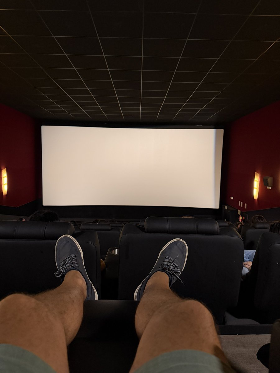 Savaka's tweet photo. La mejor película de la saga con diferencia. #ResidentEvilLaPelícula https://t.co/aFU7nx2bkJ