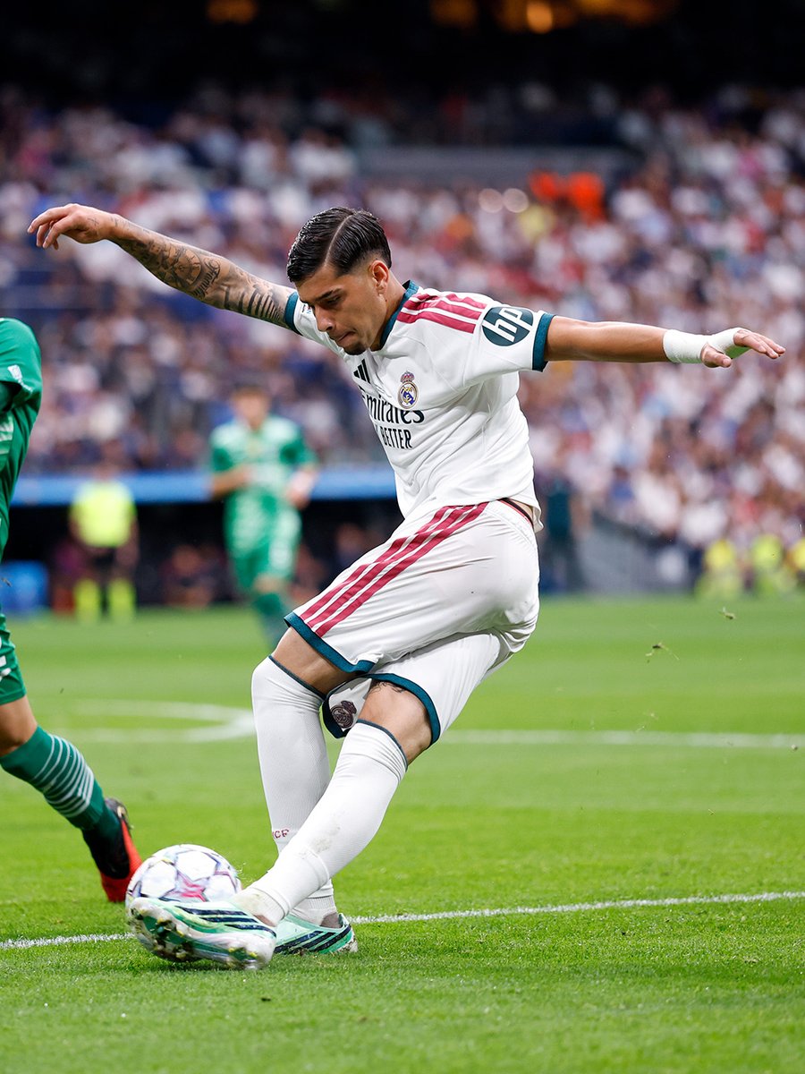 lafabricacrm's tweet photo. 🦵⚽🔥 https://t.co/eqoWzWQZb4