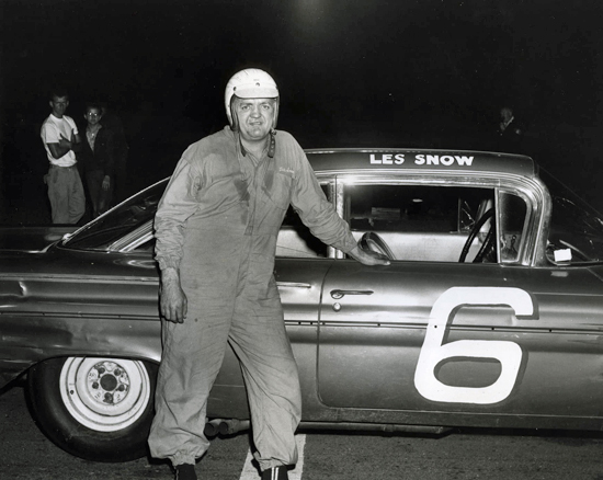 HistoryEldora's tweet photo. 9/20-HAPPY HEAVENLY BIRTHDAY to Les Snow, who would have turned 101 years old today. Snow, of Bloomington, Illinois, won a 500-lap ARCA race at Eldora in 1966.  Snow passed away in 1987 at 61 years old. https://t.co/yFTUrXGXn8