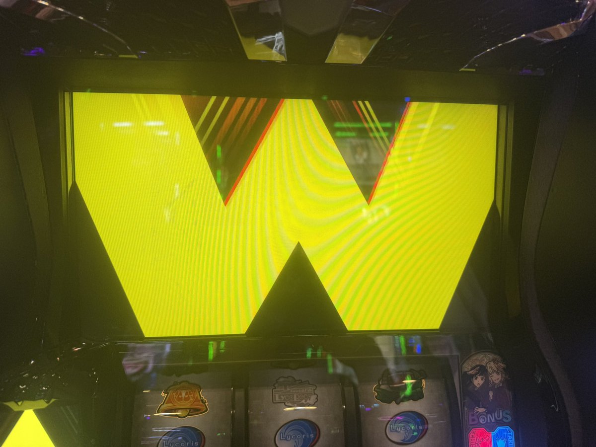 kamatazouni's tweet photo. 《#MGM川内店》PR

MGM北薩エリアシルバーウィーク4連戦

初日激闘終了！！

・カバネリ海門は内容バチバチな台もでガツ伸び台達が👍
・乙女もシッカリと伸びてる台が多く万枚超えも👏

・東京喰種島からはアレやアレも！！🫨

・青ブタもガツンと伸びたプラス域が多数でほとんどが📈
・リコリコも内容バッチシ台達が🙂‍↕️
・GOD島も万枚やヴァル2もバチバチで万枚近くまで！！
・かぐや様やとある、吉宗にモンキーやSAOなどなど各箇所で伸びてる台が🙂‍↕️
・沖ドキゴージャスも綺麗にプラスを描いてるが複数📈
・ジャグ島も粘られてたり綺麗なグラフを描いてる台達が🙂‍↕️

ボクはマーージでヒキがなさすぎました。
リコリコ→ジャグ→乙女と渡り歩いて。
投資80本、回収2本にて終幕。

リコリコは直撃や幼少期にドレスコードなど引っ張るもCZ下手。
乙女も300超えなし、3周期以降紫炎にアタック入りも良きだけど昇格コタロウ含めて5人に全敗という下手っぷり。
ジャグ粘ってれば半分以上は捲れてた可能性あったぜ。

というか打つ台打つ台が悪い台じゃない可能性まであったのよね。。(T . T)
完全に我がの動きでマイナスなり、情けねー！
シルバー連戦初戦だしバチっときめたかったのに😭
涙ながらの撤退です！

本日もお会いできた皆様ありがとうございます！
粘られてる方は残り時間まで伸ばせるだけ伸ばしてくださいな！！

てことで明日は連戦2日目、MGM出水店へ🚗

🎰🎰🎰🎰
・乙女5㊗️10000枚8600枚3300枚7500枚6800枚
・モンキー　3700枚5400枚7500枚4000枚
・カバネリ　8000枚3500枚4000枚3000枚4800枚3900枚3200枚
・かぐや様　7000枚
・北斗　4900枚3400枚
・北斗転生　8600枚

・タコスロ　4000枚
・イーター4000枚
・とある　8000枚
・SAO2 7400枚4500枚
・真打　6000枚
・東京喰種5700枚3000枚
・GOD㊗️10000枚4800枚
・ヴァル2 9000枚
・青ブタ 8000枚7600枚5000枚
・鉄拳 9200枚
・ゴージャス
8500枚6700枚5900枚2900枚