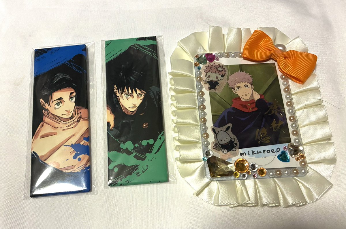 mikuroe0's tweet photo. 【交換】芥見下々 呪術廻戦展 絵札缶バッジ

譲）伏黒恵  乙骨憂太

求）同種 虎杖悠仁

検索からでもお気軽にお声がけ下さい。 https://t.co/MSSBSdOufo