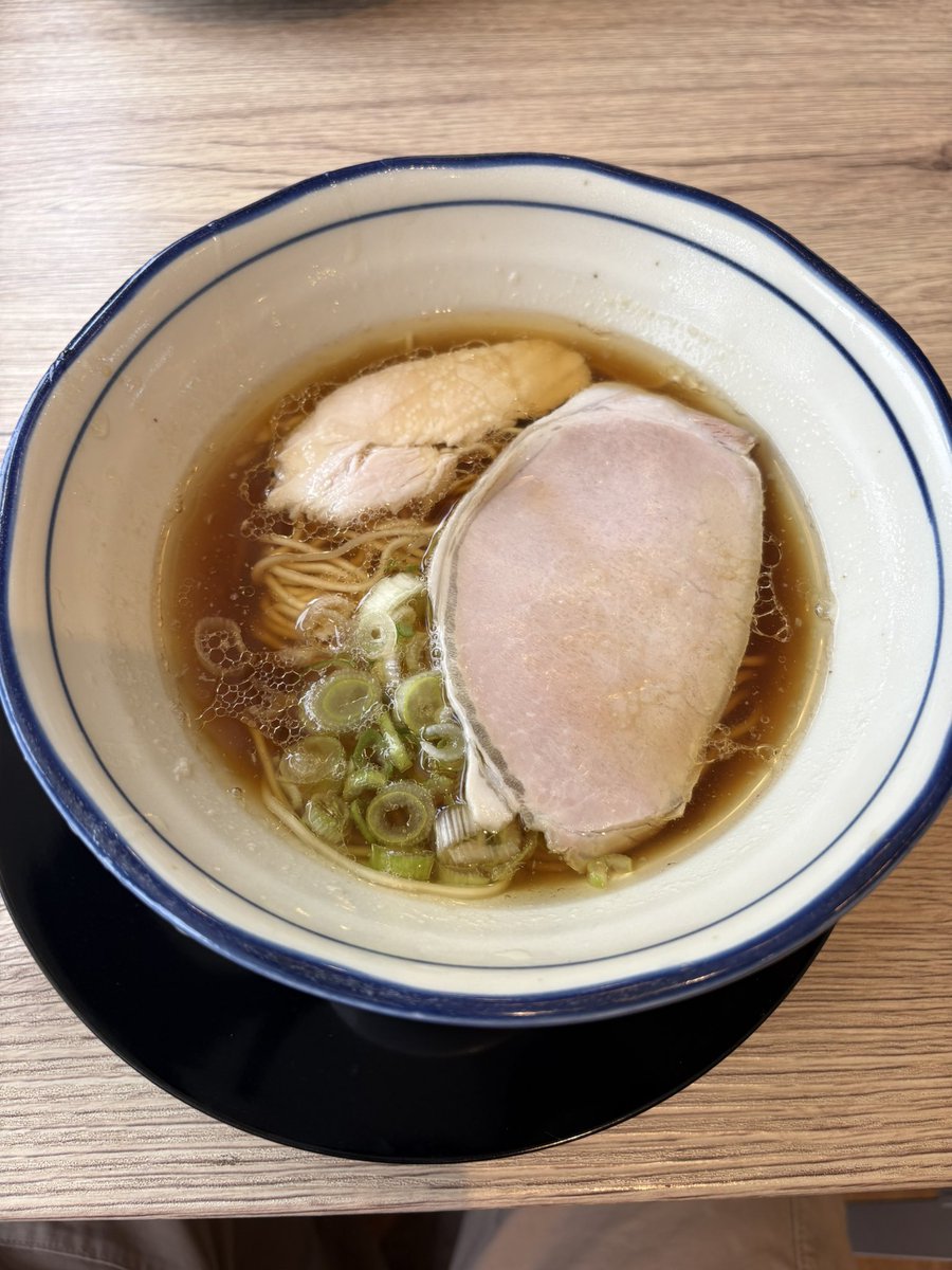 makinots's tweet photo. 仕事の下見から足を伸ばし、三刀屋へ。「奥出雲金醤ラーメン」なるものを食べる。少し高いが上品な味。＃サラリーマン https://t.co/VzGkU3vpcz
