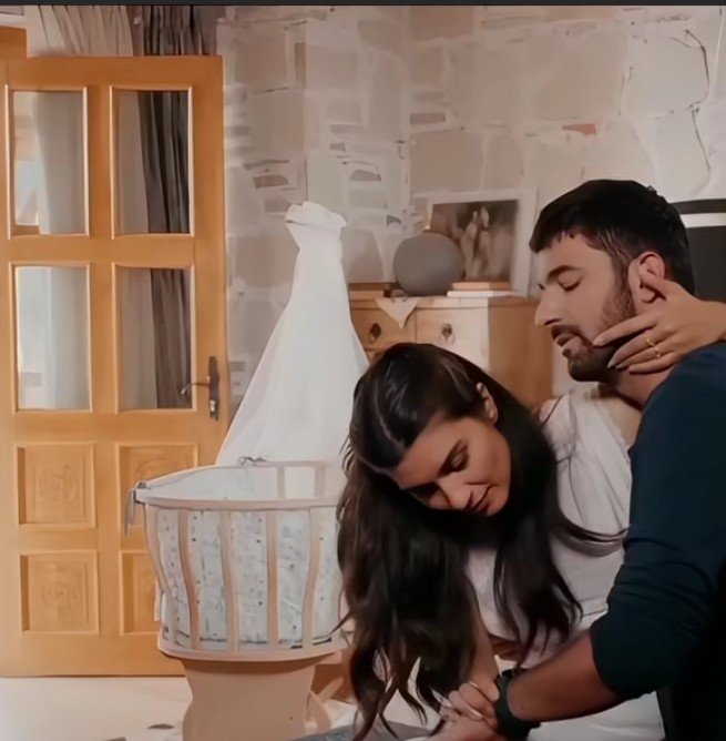 nistal_mar28736's tweet photo. Mavi y Sançar ,hermosos momentos
#EnginAkyürek
#TubaBüyüküstün
#MasEnTuQueNunca https://t.co/RfMxNI47f4