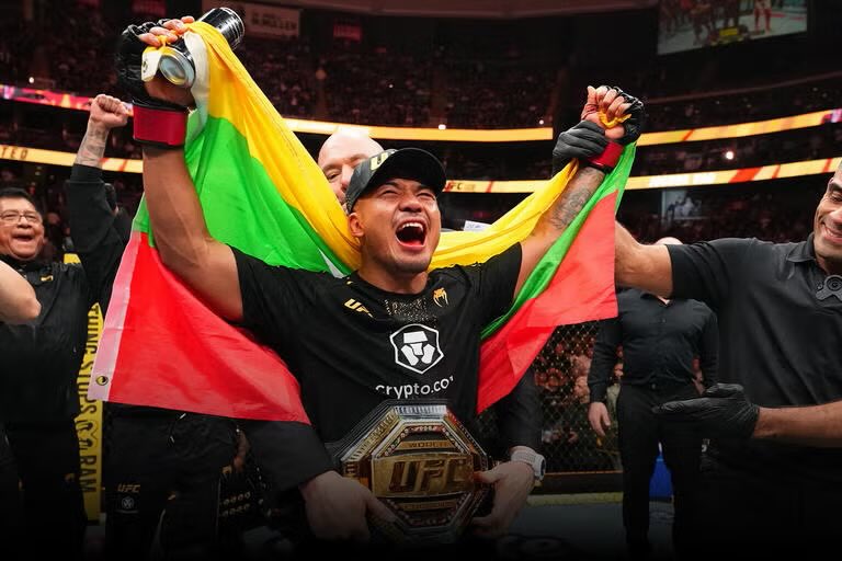 GuGaBetss's tweet photo. 8-4 ✅, Another profitable card, bringing the total to 38 profitable cards out of the last 43, which is completely absurd. UFC is a total money maker. 

🇲🇲 Joshua Van ML ✅
🇧🇷 Mauricio Ruffy ML ❌
🇧🇷 Patricio Pitbull ML ✅
🇺🇸 Gable Steveson ML ❌
🇵🇱 Iwo Baraniewski ML ❌
🇨🇦Charles Jourdain ML ❌
🇨🇺 Robelis Despaigne ML ✅
🇺🇸 Michael Aswell Jr. ML ✅
🇧🇷 Ryan Gandra ML ✅
🇺🇸 Edmen Shahbazyan ML ✅
🇦🇺 Casey O'Neill ML ✅
🇧🇷 Joanderson Brito ML ✅