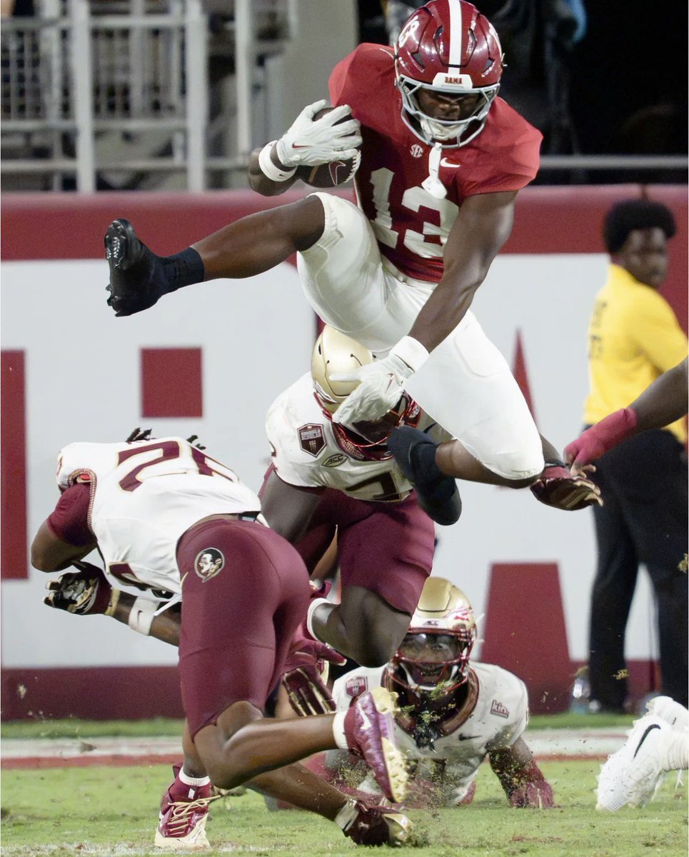 itsjustbam3's tweet photo. Some of my favorite photos from the win over FSU https://t.co/dJeYhBM80N