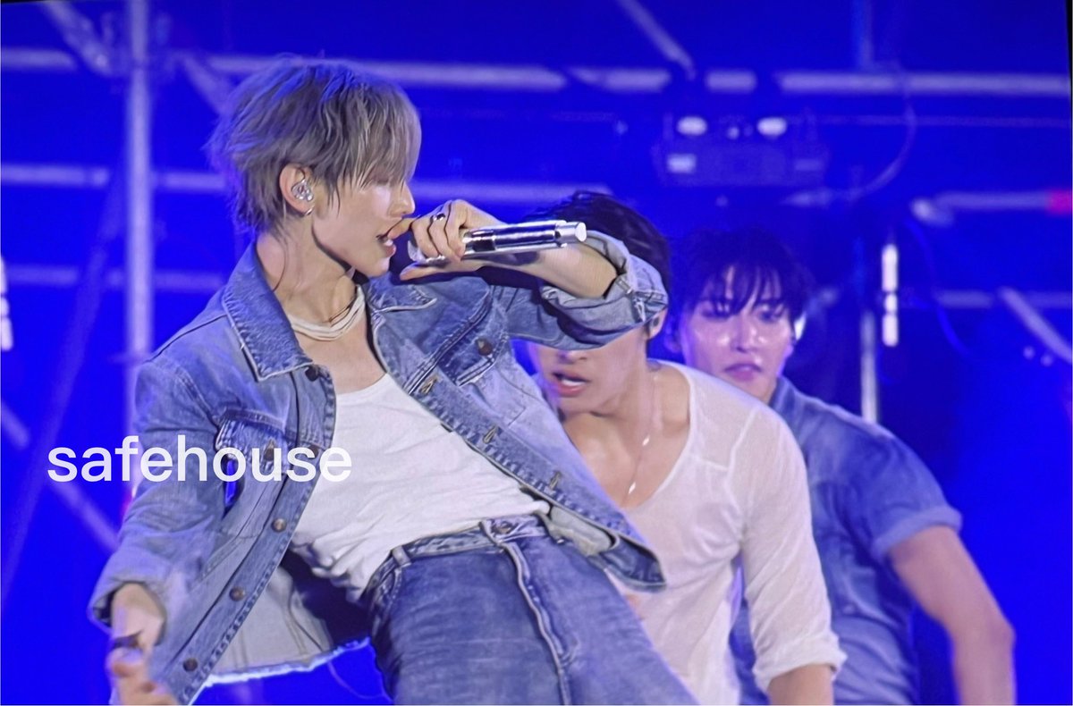 safehouse_3an's tweet photo. 260920 ATA

🥵

#ATEEZ #에이티즈
#YEOSANG #여상

Copyright © safehouse_3an All rights reserved.
Do not edit, crop, remove the logo, repost, or redistribute.
Unauthorized use will be reported and legal action will be taken. https://t.co/zrJz4hhWH6