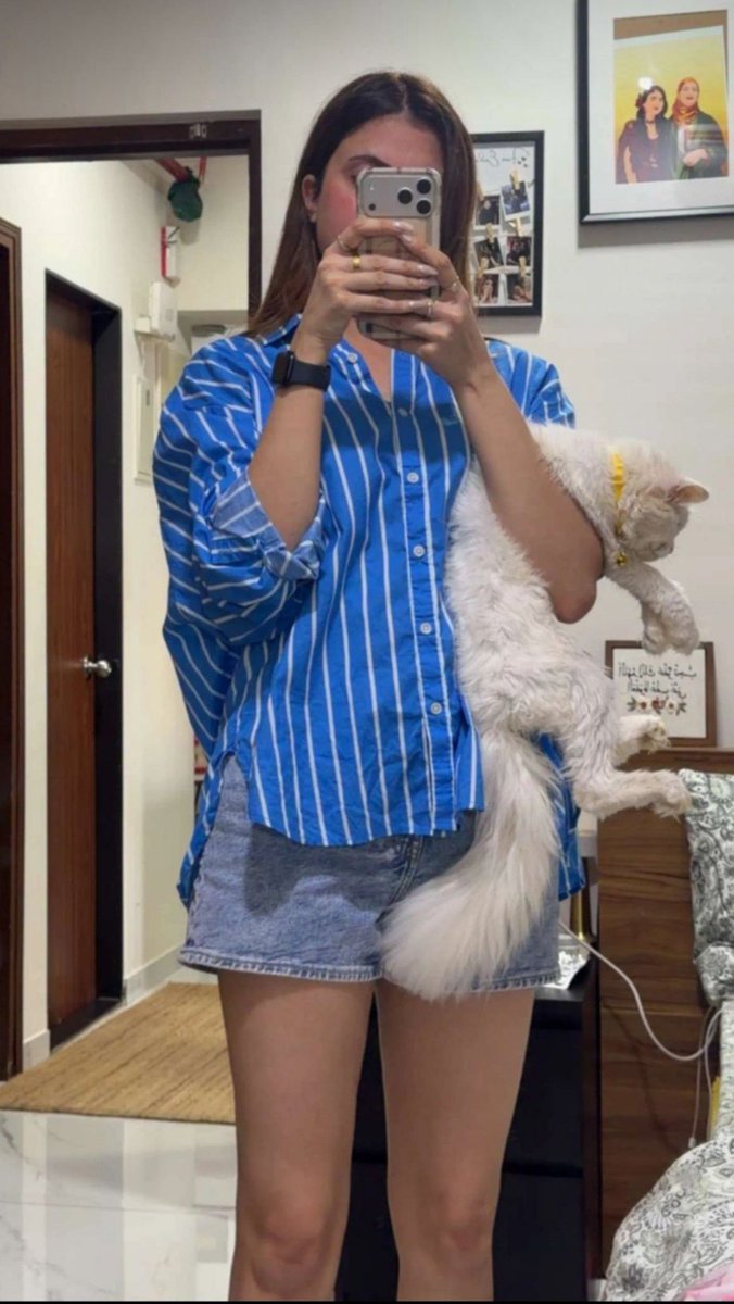 Rebelqueenhana's tweet photo. Hana wo Noorie hai ...Towel nahi😭🤣
#FarrhanaBhatt #FarrhanaRebellions https://t.co/T6tH2nlkEr