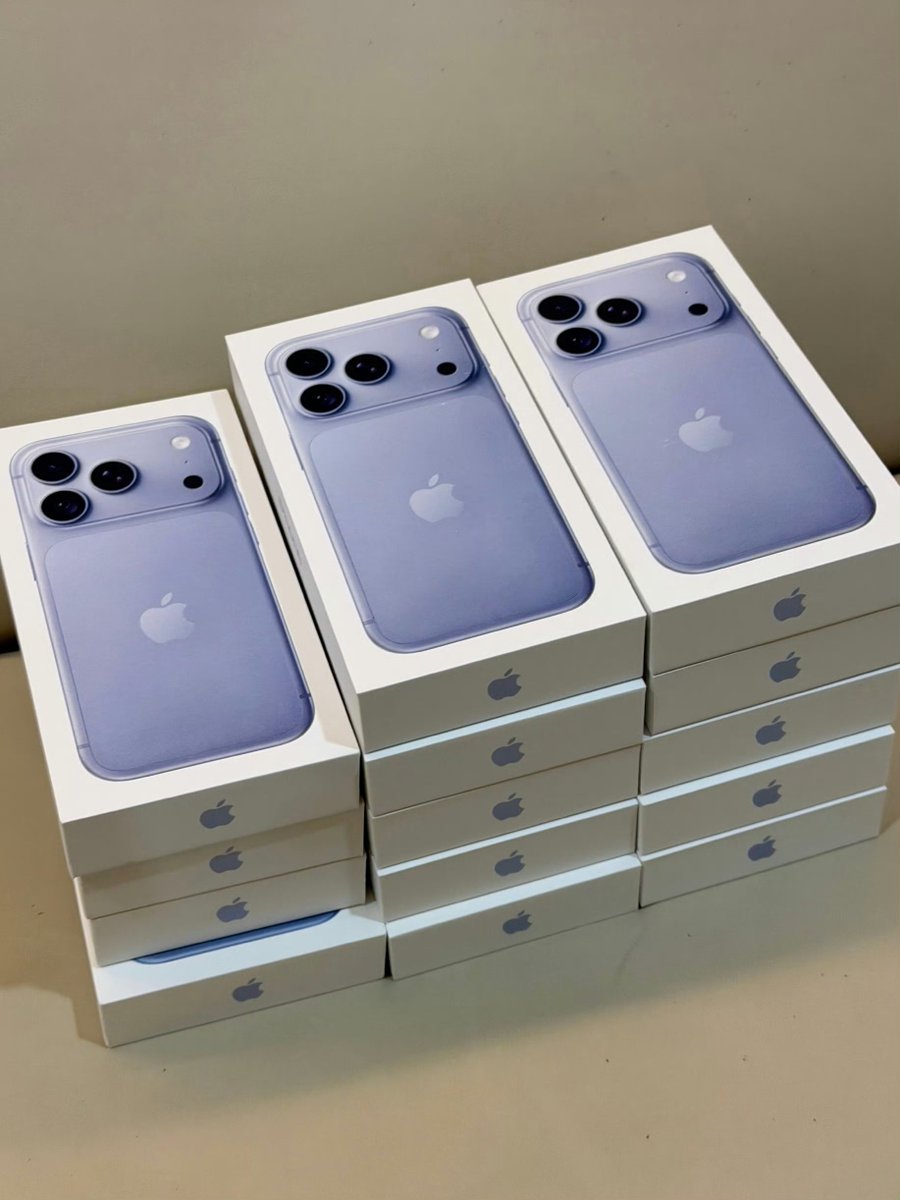 bailuniverse's tweet photo. 260920 | ptongtx weibo update! 

an iphone 18 pro for her team from rich boss! #bailu

“received a super big gift from lu jie! hahahahahaha. everyone among the staff working with our production got one too.

i’ve known lu jie for six years, and there’s no one who wouldn’t like working with her. even if someone only worked with her on one drama, when filming wrapped, the crew would still be reluctant to say goodbye to her. she’s always full of energy and has always been especially kind to the people around her. we all see it and keep it in our hearts.

she’s always treating us to food and milk tea, and she never forgets the new year red envelopes. even when she isn’t spending new year with us, she’ll still remind hehe to send us red envelopes. 🌹

i really want to say this: once you’ve genuinely interacted with lu jie, there’s no way you wouldn’t like her~ i also hope the world can show her a little more kindness and less malicious rumor-spreading. bai mengyan, may you always walk on a path filled with flowers and may everything keep getting better. 💪

i also hope i can keep working with lu jie! lu jie is truly an angel. 🤗”