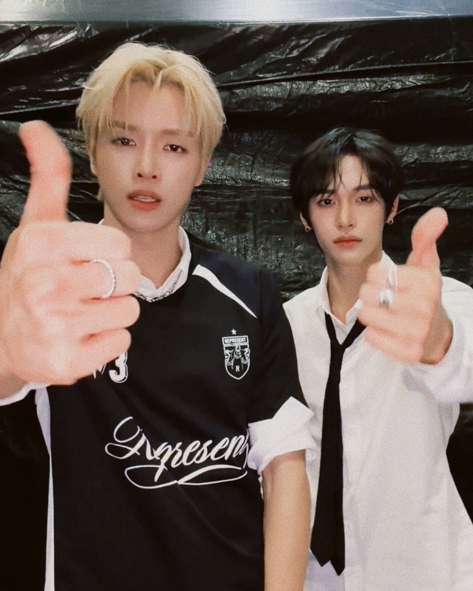 brtuzb3i's tweet photo. @wtheckmylife 이 버전도 쓸일이 있어야할텐데...... https://t.co/ZQT9hivGR6