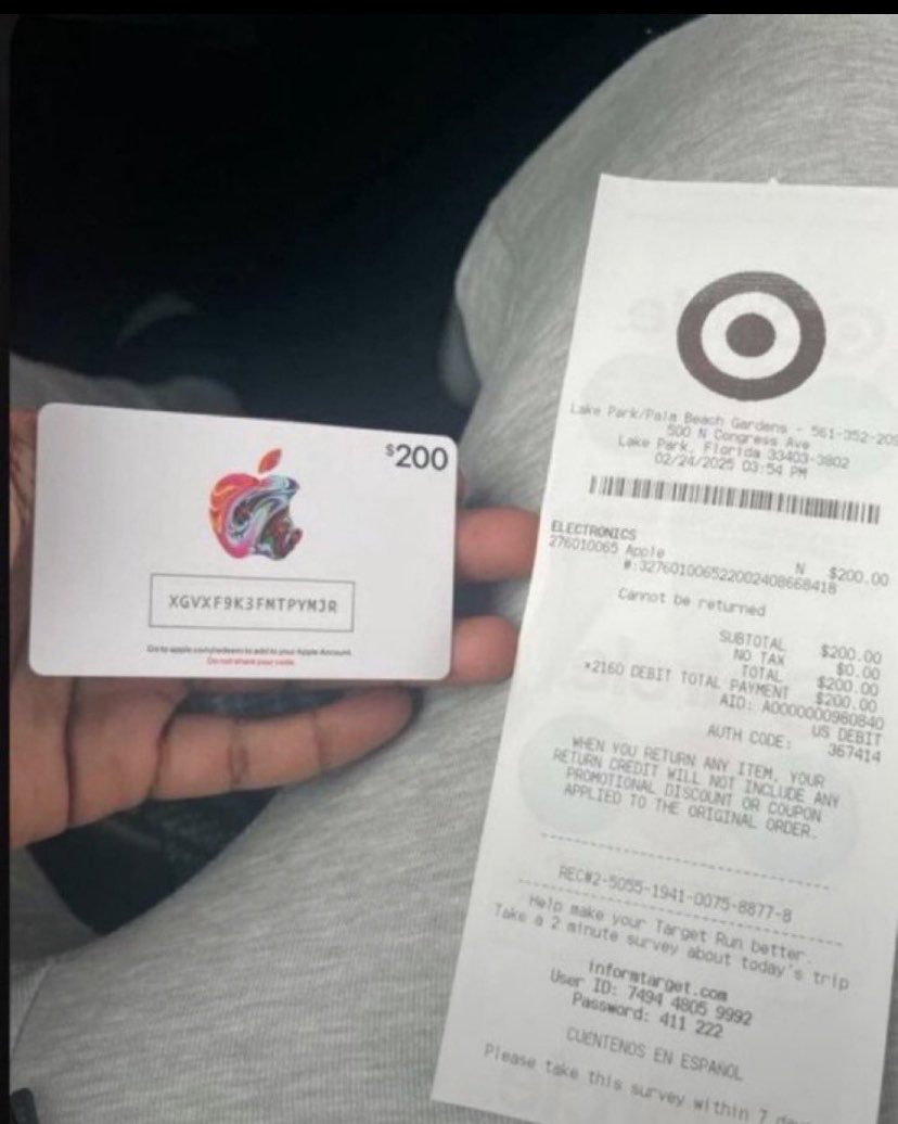thepheonix951's tweet photo. Are you real
I got scammed $50 https://t.co/oNFvV1eIJI