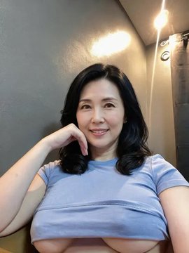 PiaFernandvv's tweet photo. 59歳の胸、まだこうなる。

この形、好きな人いる？

30代以上、正直に教えて https://t.co/cru5IoyN6X