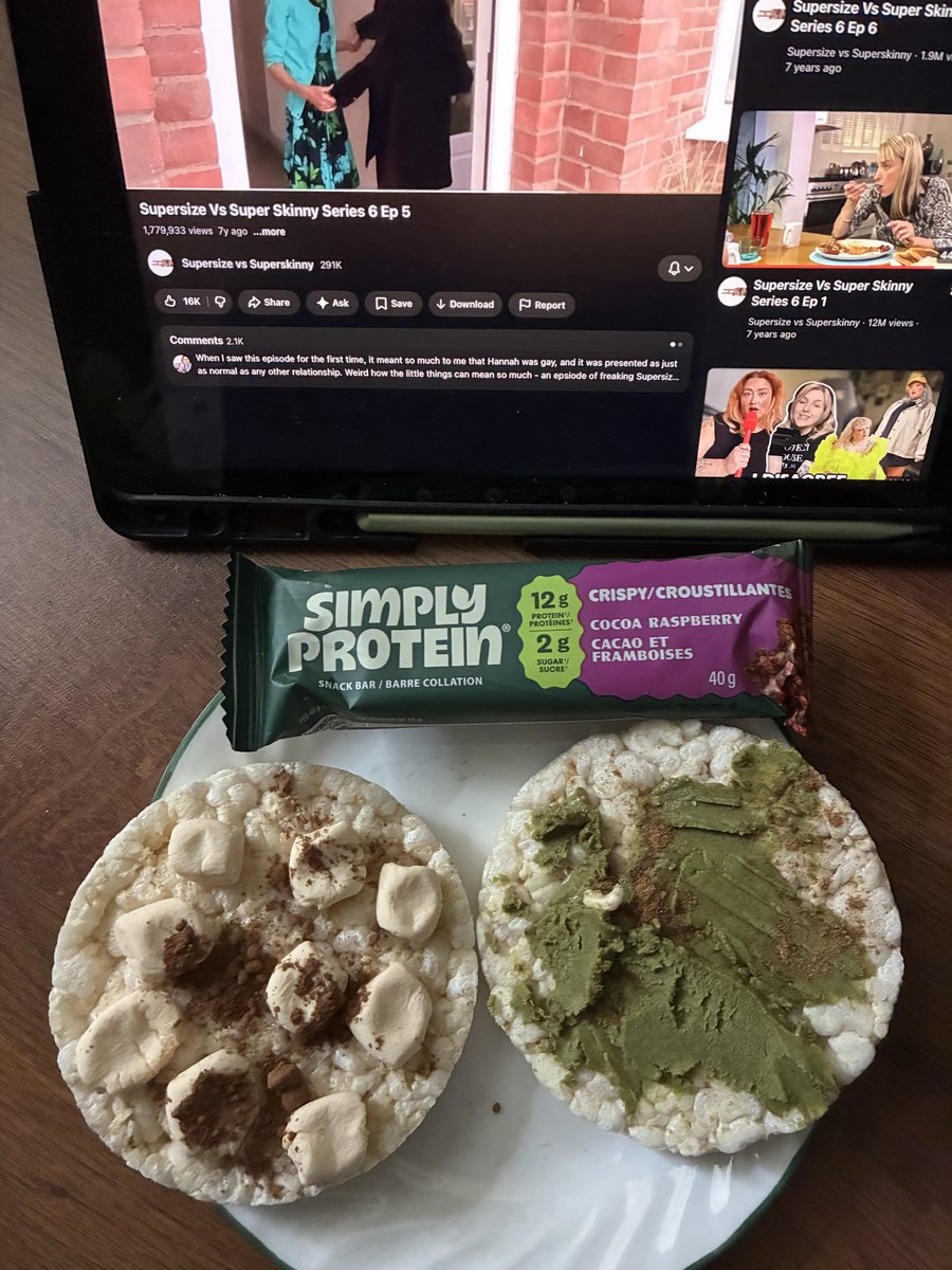 dollangangercal's tweet photo. omad 🫙🎃🧌🍽️ https://t.co/A8ifFKUwqg