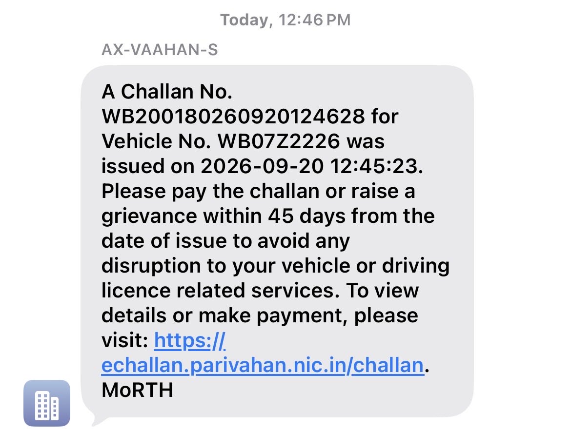 maity_sj's tweet photo. @KPTrafficDept @paulagnimitra1 
Ma’am why all punishment is aimed at car owners? 
1. I got fined on a Sunday on empty Bangur road for parking my car on the left side of the road. 
2. same road is half occupied by pandal
3. same left side is parked with buses
Why such injustice? https://t.co/xSeBeN81it