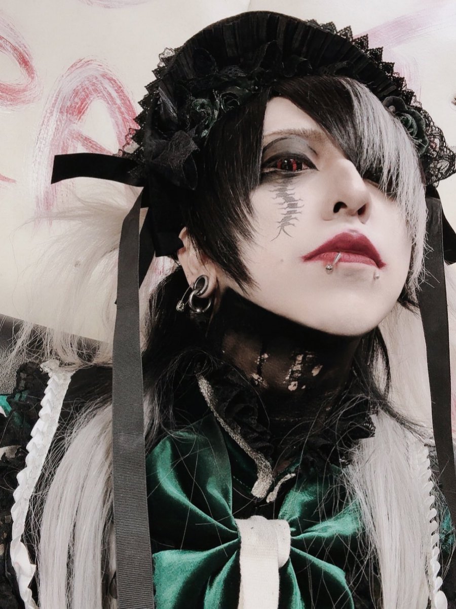 Reiya_xaaxaa's tweet photo. 二日目。
また生きて会いましょう。 https://t.co/QfKEl7qSQB