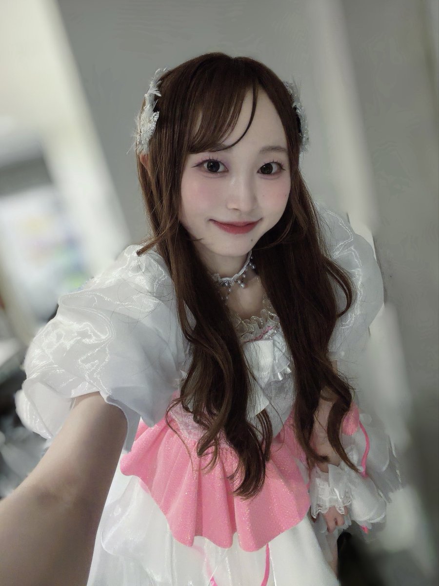 amasawa__akane's tweet photo. いきづらい部！ 2nd LIVE Dou-Da? DOING! ～Reply to L～💎

まだ何者でもない私たちだからこそできることを。
“今しかできないこと”を全力でぶつけられたライブになったかと思います。
みんなの笑顔が大好きです。
2日間本当にありがとうございました💄
#いきづらい部2nd_Day1
#いきづらい部2nd_Day2 https://t.co/rQGBZD3Oax