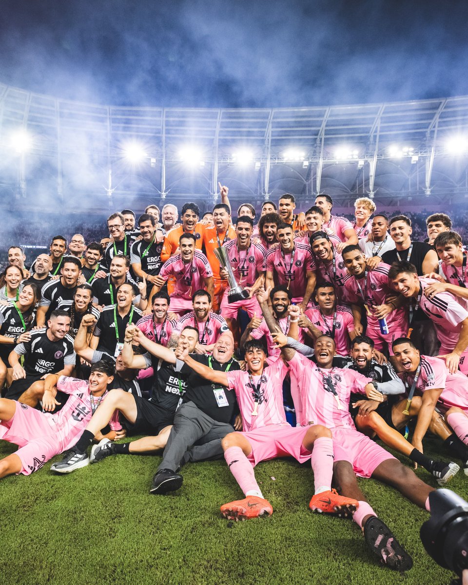 InterArg_'s tweet photo. 🔥 DÍA DE PARTIDO 🔥
Juega el Inter Miami de Leo Messi🐐

🆚 San Diego FC (20°)
🏆 MLS - Jornada 27
🏟️ Nu Stadium
⏰ 1.00 am (ESP)

VUELVEN LOS CAMPEONES DE LA CAMPEONES CUP, VAMOSSSS🩷🖤 https://t.co/nn43nTIGDb