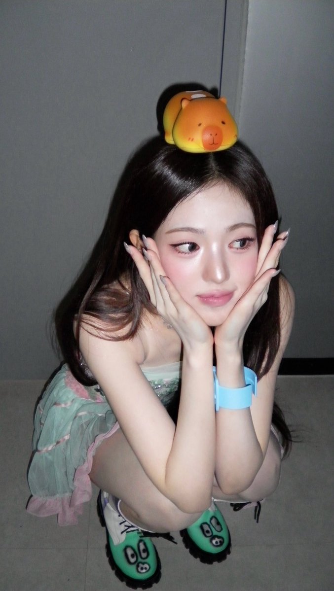 KiiiKiii_talk's tweet photo. 카~피~바라 카피바라카피바라🧸

#KiiiKiii #키키 #SUI #수이 https://t.co/3yJSjh1o4n