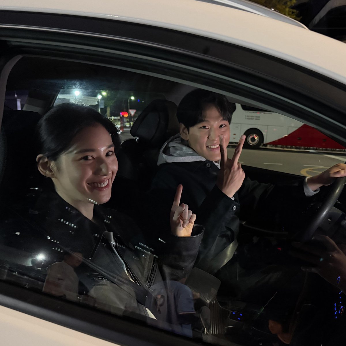 ieexoxee's tweet photo. i love my flex x cop 2 family ♡ https://t.co/dBiV9a1F0x