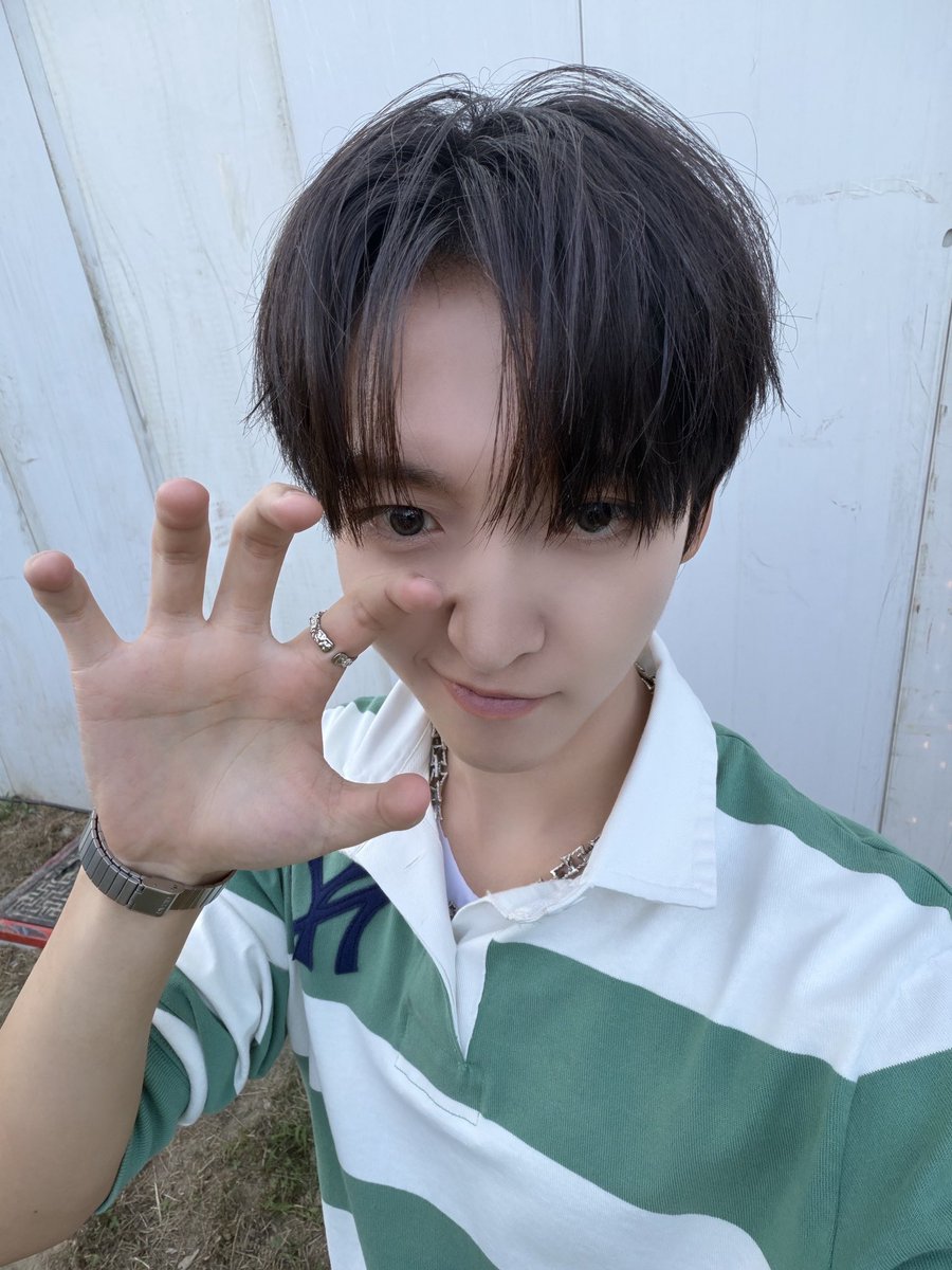dhvemx's tweet photo. 사진잔뜩보내줌 아이뻐 https://t.co/mHHhLGboIq