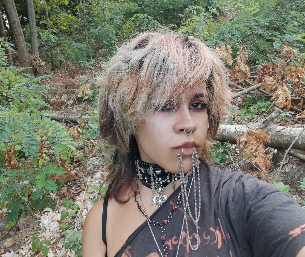 delixiir's tweet photo. Yesterday I go out be nature 🌿 https://t.co/CEL3xMNsVH
