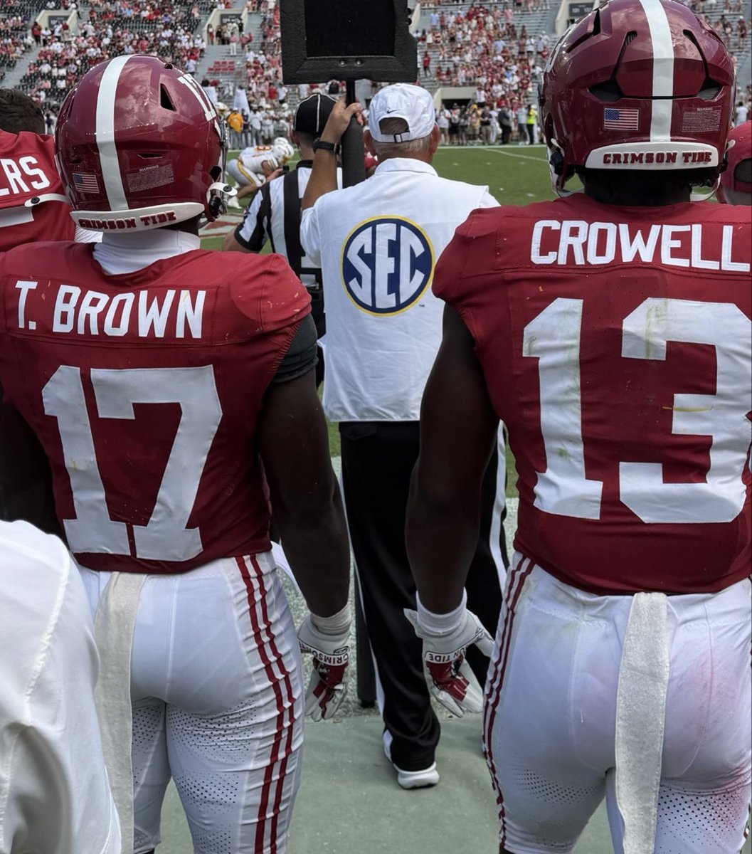 RollTideRewind's tweet photo. EJ Crowell and Trae’Shawn Brown each have a rushing TD in their first 3 games. 

They are the first Alabama RB duo in the 21st century to accomplish that. They are also the first freshmen in Alabama history to accomplish that as well. https://t.co/JMkKl1OjSF