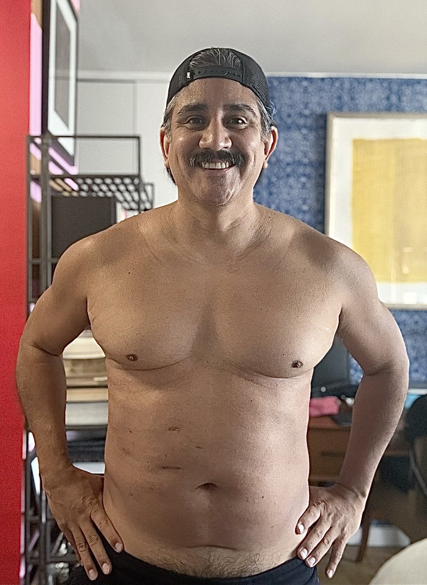 52nychk's tweet photo. A business trip out west can really mess up the body clock. I’ve slept in this weekend and I never do that 😴. Good thing it’s a day off from working out and I can enjoy the rain and coffee. ☕️ 

#stachegays #gaystache #pecs #muscle #restday #nyc https://t.co/bcEEBZvjqx