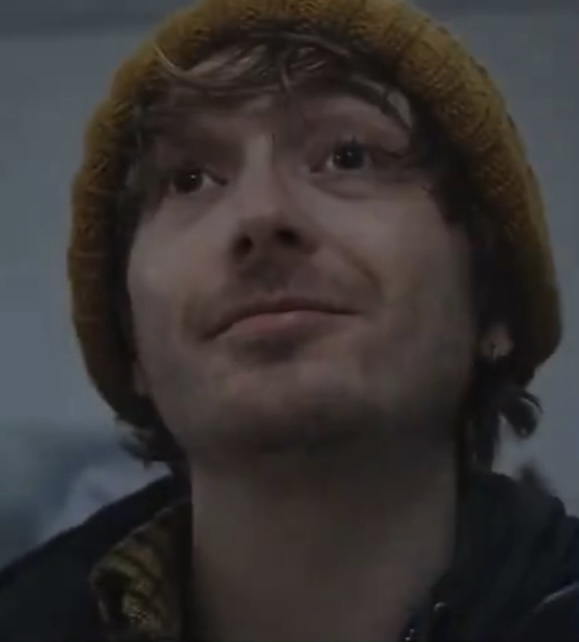 TransGavries's tweet photo. As a recovering meth addict and sponsor, he’s definitely an addict.

The talking to himself, his slow reactions to the monsters, his small celebrations, his nervous ticks, his mannerisms around authority figures.

I know and was Bryan. https://t.co/7kvHNN89os