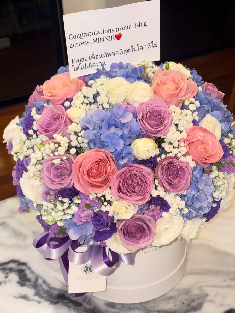 OT7Ahga's tweet photo. [📷] 260920 | min.nicha Post

BamBam sent congratulatory flowers to #MINNIE for her debut lead role in the Thai feature film, “Henry’s First Dates” 🥹💐 Their friendship is so cute!

🐍: Congratulations to our rising actress, MINNIE ❤️
From: The most handsome friend in the world who didn’t get to go yesterday.

@BamBam1A #BamBam #뱀뱀 #แบมแบม @BAMBAMxBAMMIE 🍓