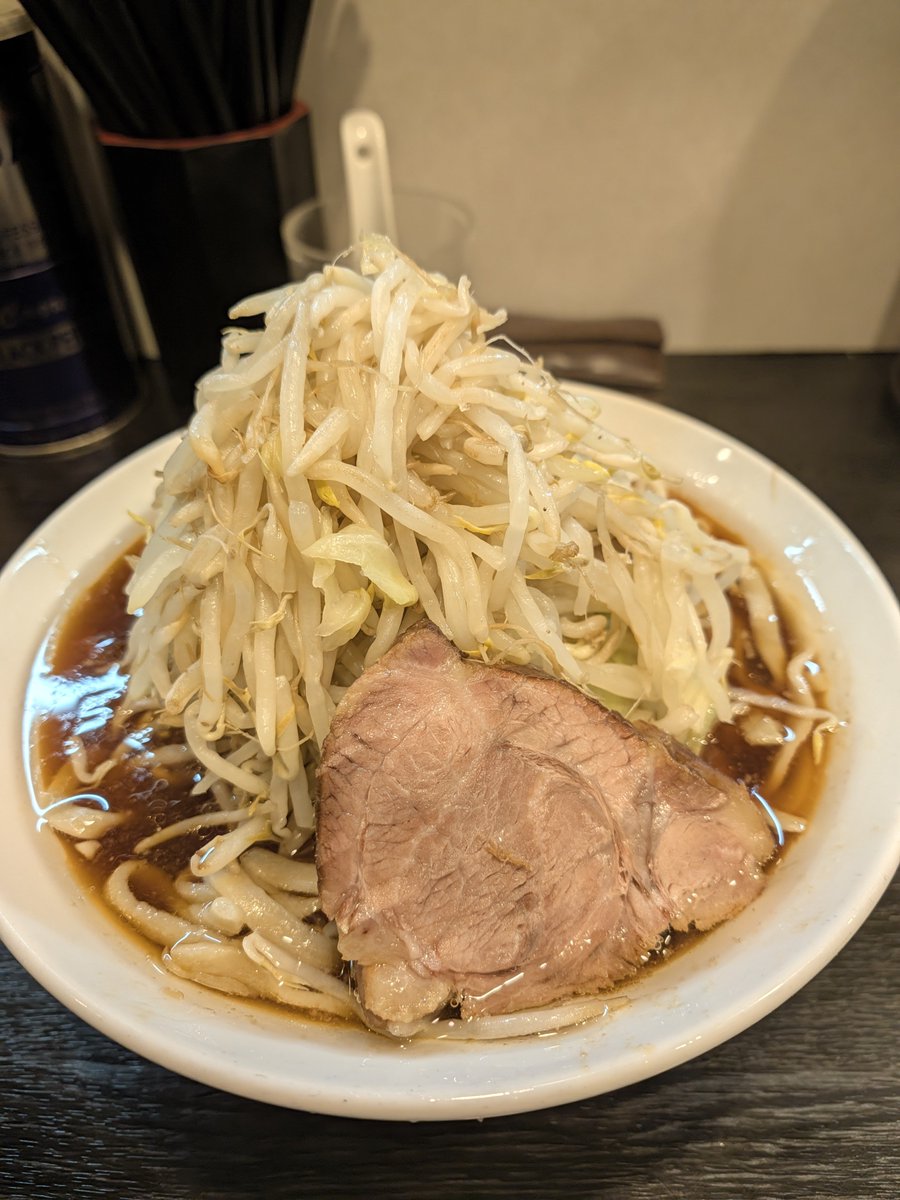 ikolovedry's tweet photo. 豚星。行ってきた
D麺よく行ってて、ずっと豚星。行きたくてやっといけた
うれしい、おいしかった https://t.co/dFqJ7UTKSX