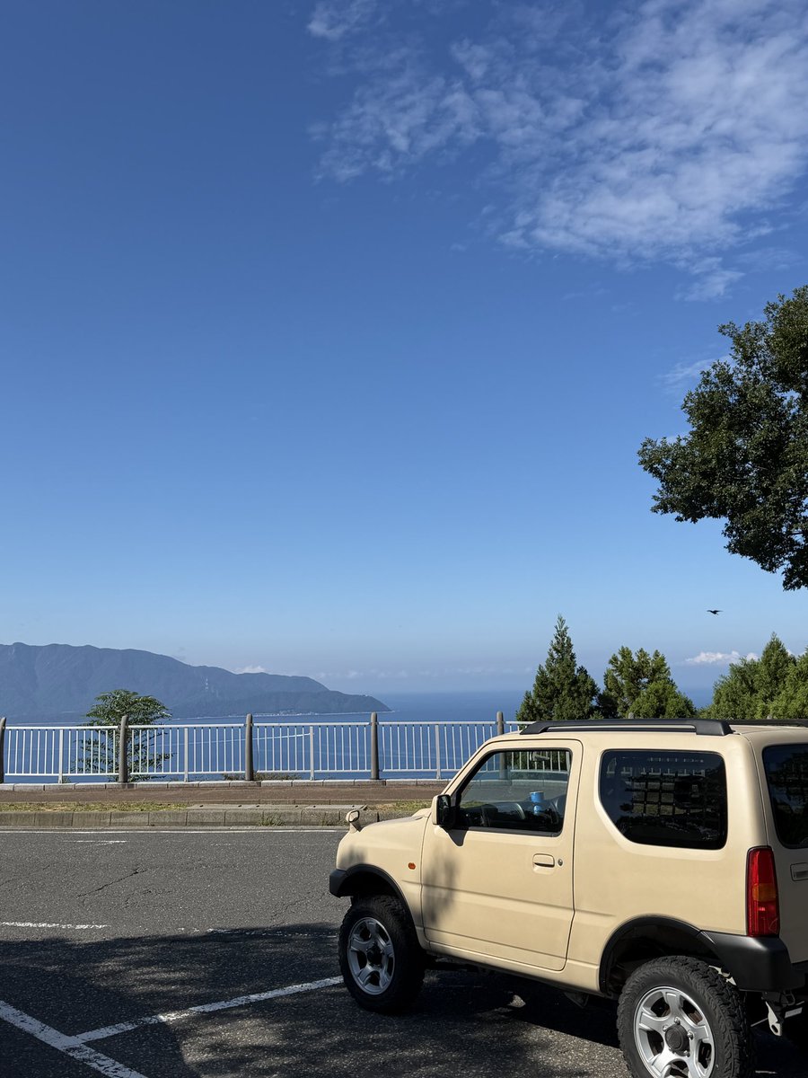 bn29glht's tweet photo. 慣れない運転での
北陸遠征😱
無謀な奴だわ😤

#ジムニー
#北陸
#運転初心者 https://t.co/Bj4dnpAuYz