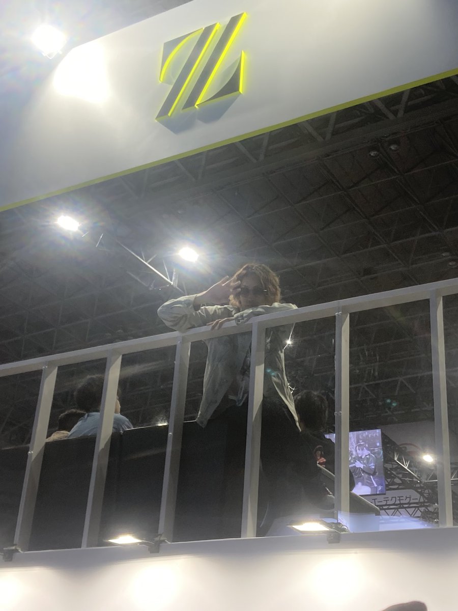 sachi5f170's tweet photo. 今回初参加のTGSはトータル行って良かった。
ZETAのイベントブースで釈迦ちゃ、かせんﾆｷが見れたし、物販ブースでは久保の親方ともけさんのオフイベ(プロ敗北の瞬間)も見れた。
あと、写真はNGだったけど、一般通過してた板ザンさんとなるおさんに握手してもらえた。
いい思い出だね。 https://t.co/kq0e5sW8Fc