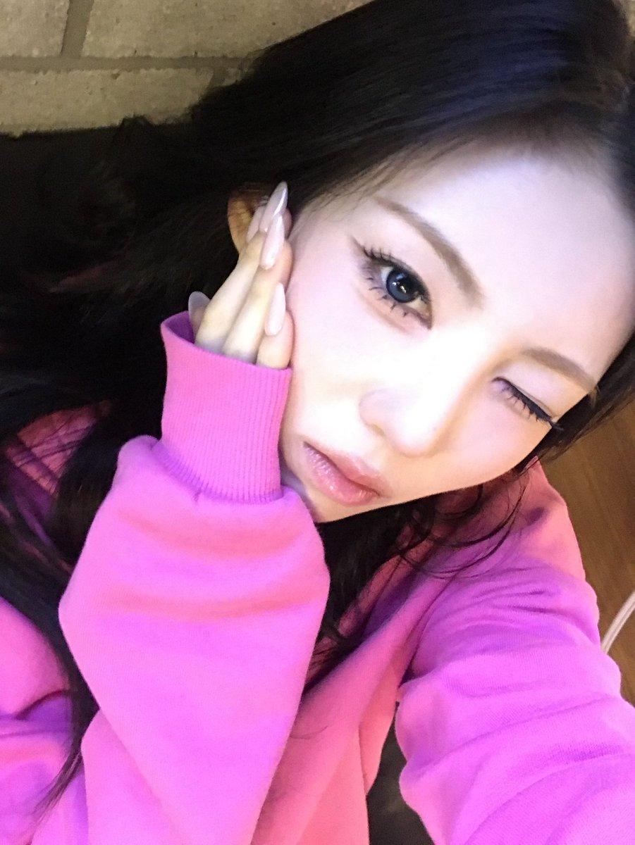 islandshare's tweet photo. 260920 
👀⭐

#MEU #미유 #ifeye #이프아이 https://t.co/KvAjHpCn1A