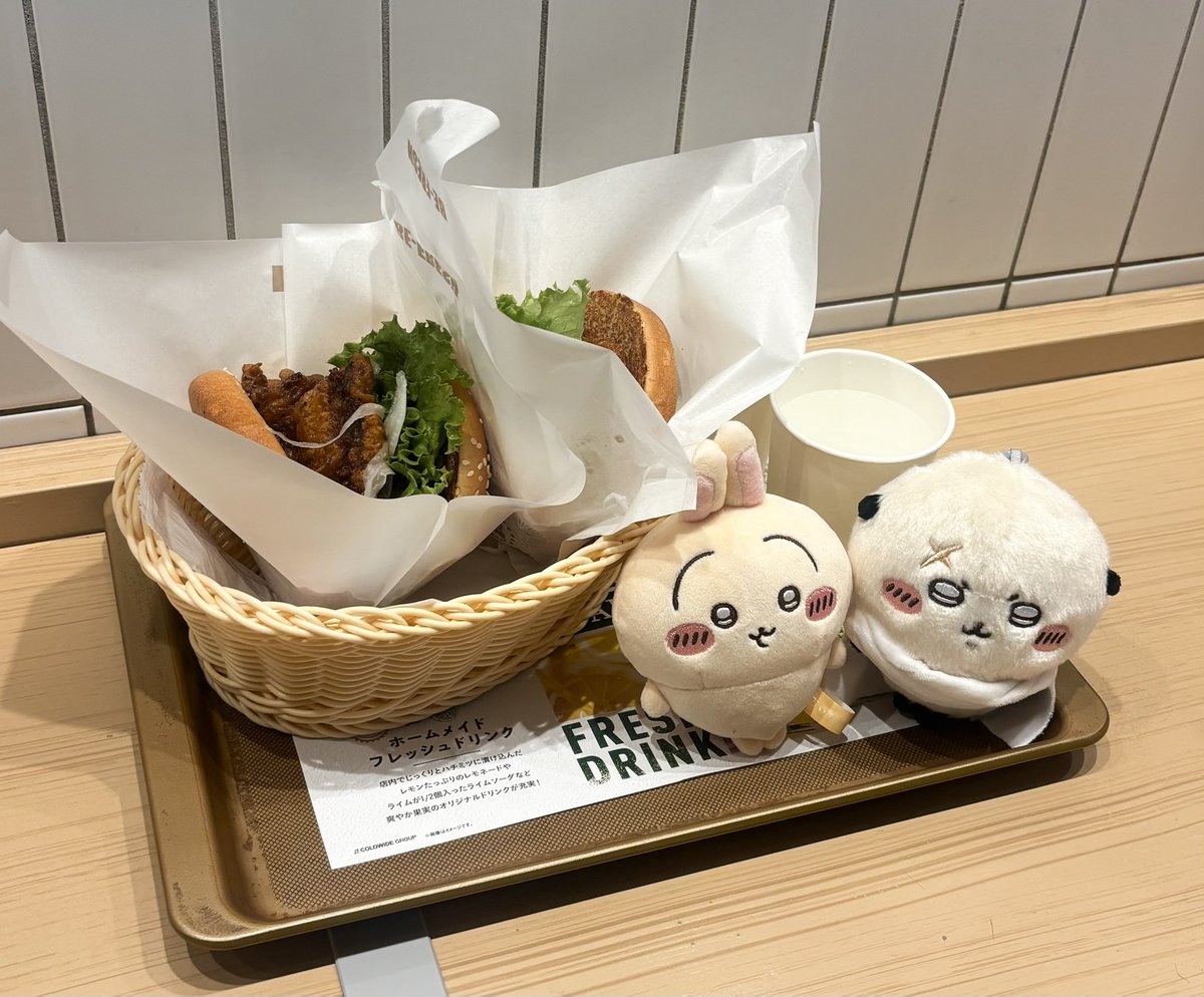 amp_nnt's tweet photo. たむと遊んできた😻🩶念願だった色紙交換もしてopp取ったら猫耳なしver.も楽しめるものらしい(神)ずっと楽しすぎた…😭 https://t.co/wP8fIAJ2tw