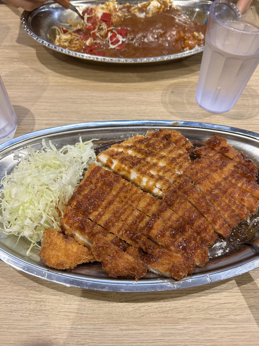0811DBSDV's tweet photo. 今日は北岡の大会に行きましたが0コケでした！

その後はパラレル配列探しの旅に出て無事にゴジータ排出できて嬉しかったです！！

スネ夫運転ありがとう！
アイカツのゲームに興味津々なスネ夫置いときます https://t.co/xQ5P2YkuIe