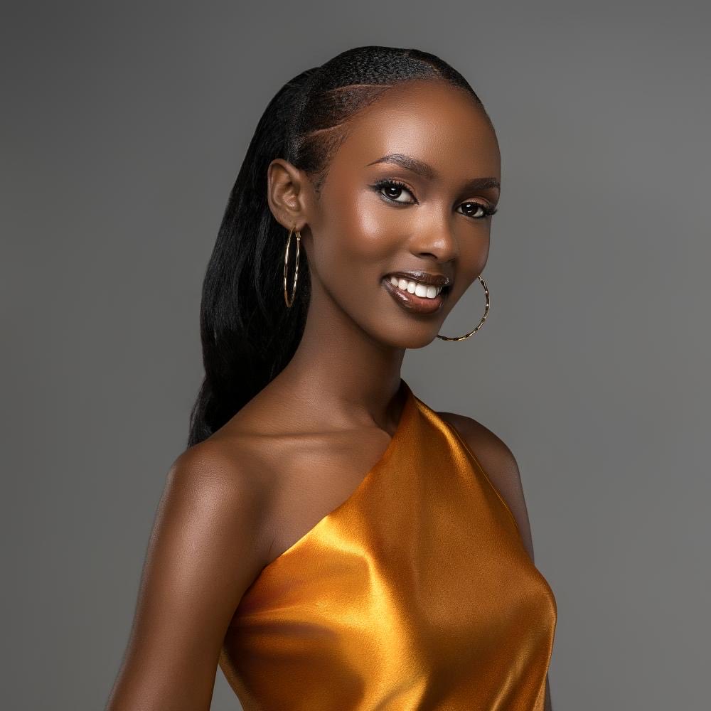 AngelizRCL's tweet photo. Miss Uganda Finalist❤️❤️😂@MissUgOfficial @academyofqueens https://t.co/ivQ8pCoy1n