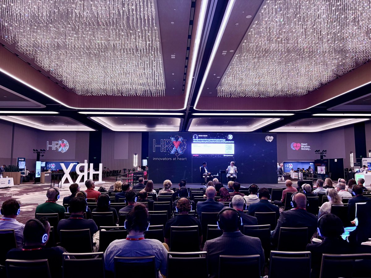 Alessandrapina_'s tweet photo. What a start for day 3๏ธโฃ at #HRX. @PrashSandersand Michel Haissaguerre discussing on past, present and future of #EP.
Brilliant๐ก
@experienceHRX @HRSonline https://t.co/Y2nIZV9ZRg