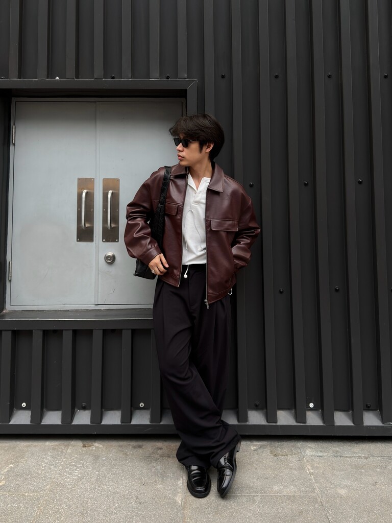 CaminoTV's tweet photo. y'a des bonnes alternatives chez Bershka en simili-cuir 

poche https://t.co/EDOue8ckIy 50€ 
sans poches https://t.co/V2Qc0s2wjL 50€
https://t.co/j4yuZrgd5u https://t.co/f8m35OU3at