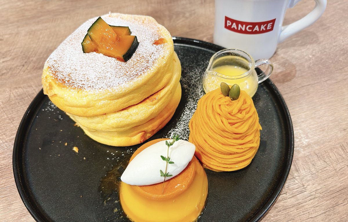 pumpkin_saikou's tweet photo. 武蔵小杉 3 STARS PANCAKEの「カボンチャーズ」いただきました！
今年も販売していただきありがとうございます！
ふわふわのかぼちゃスフレパンケーキに、もっちり食感のかぼちゃプリン、かぼちゃモンブランとかぼちゃ尽くしの一皿！
味変の塩バターソースもついていて飽きずにぺろっと食べられます✨ https://t.co/B1Alv4NGqv